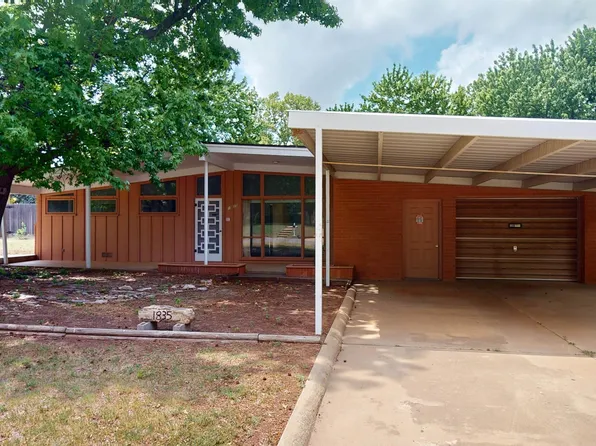 1835 20th St, Woodward, OK 73801