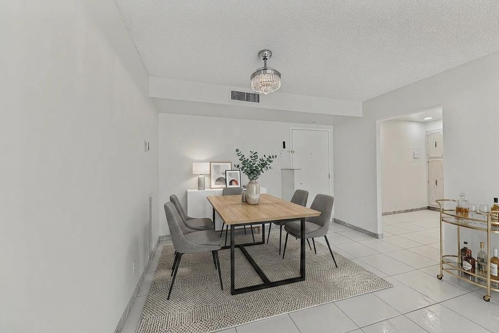 531 N Ocean Boulevard #805, photo 8