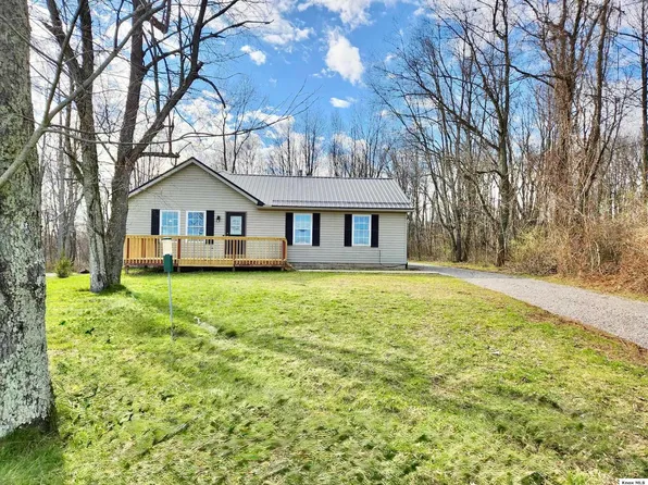 14853 King Rd, Howard, OH 43028