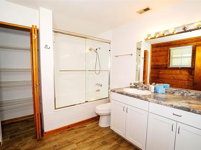 6108 Lynn Rd — Photo 2