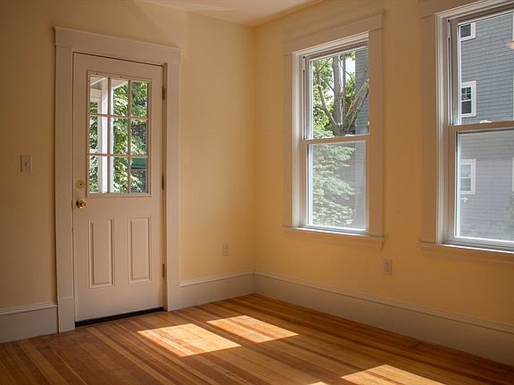 3rd image of 200 Reservation Rd