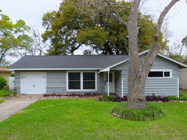 107 Palm Ln