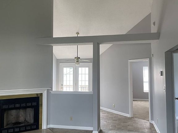 2nd image of 1935 Timberline Way