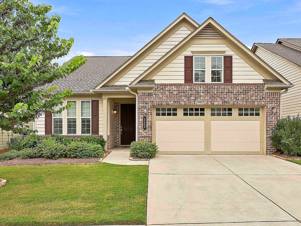 1st image of 222 Silver Maple Ct