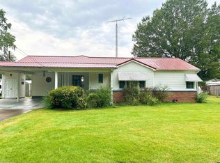 701 S McCombs St, Martin, TN 38237