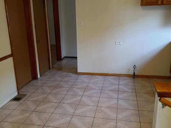 2nd image of 10308 S Corliss Ave