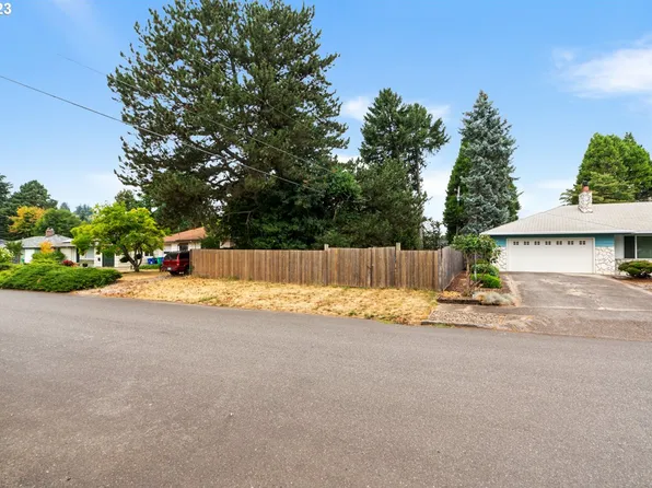 10367 NE Thompson St, Portland, OR 97220
