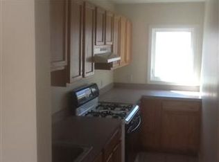 242 Broadway #1, Fall River, MA 02721