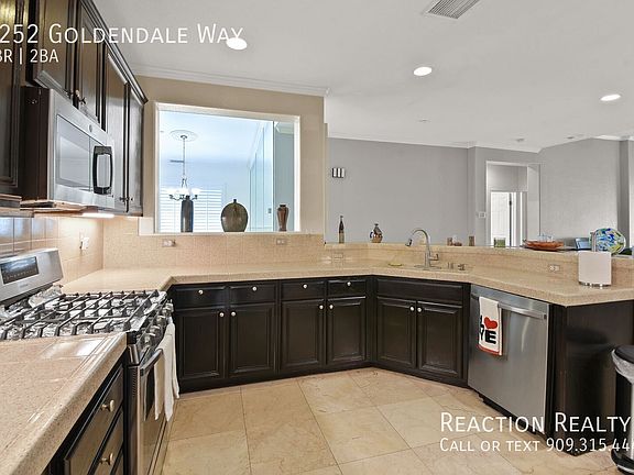 3rd image of 6252 Goldendale Way