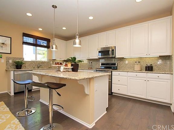 2nd image of 34988 Manu Cir