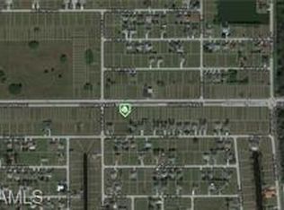 2114 Diplomat Pkwy E, Cape Coral, FL 33909