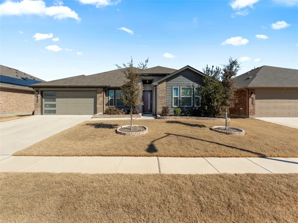 1628 Forest Park Dr, Alvarado, TX 76009