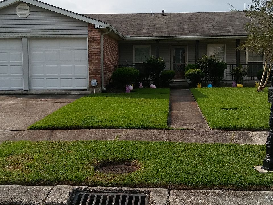 2nd image of 1529 Hanging Moss Ln