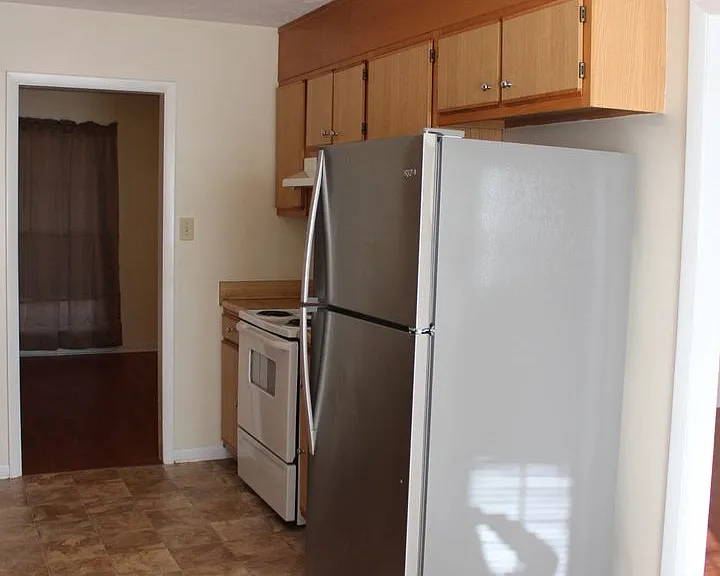 7805 Gallant Ridge Dr — Photo 13