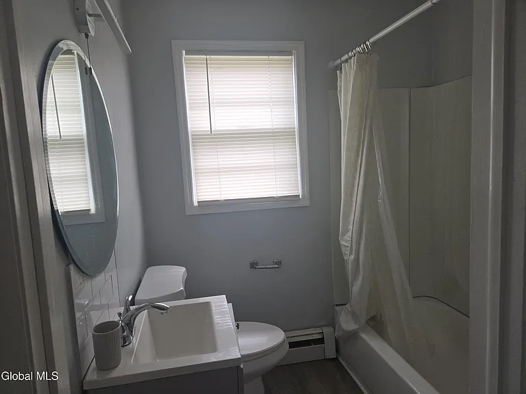 86 Hackett Blvd #2 — Photo 8