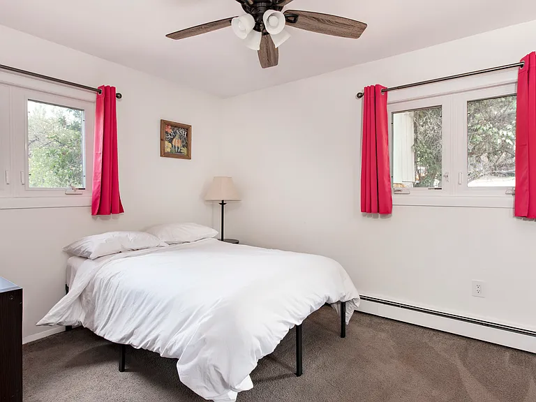 1401 Donegan Rd — Photo 5