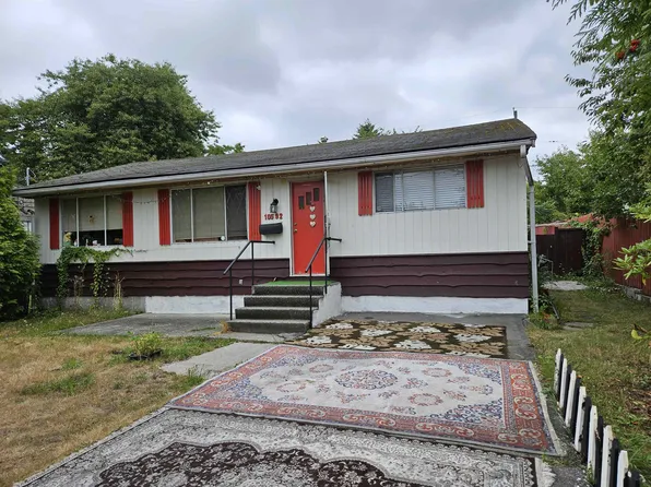 10592 137a St, Surrey, BC V3T 4J6