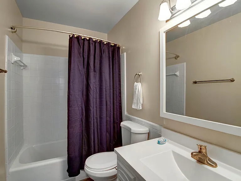 2112A Criston Dr — Photo 18