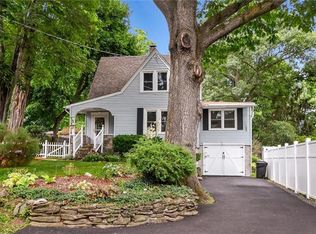 13 Ardmore St, New Windsor, NY 12553