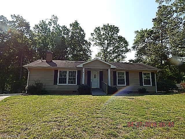 1st image of 4 Woodclub Ct