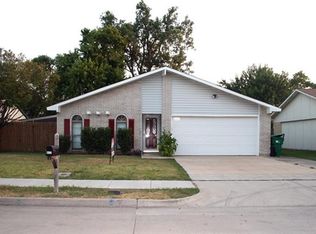 6012 Mimosa Ln, Rowlett, TX 75089