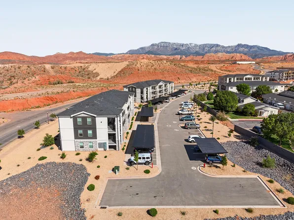 133 N Rock Canyon St #J301, Hurricane, UT 84737