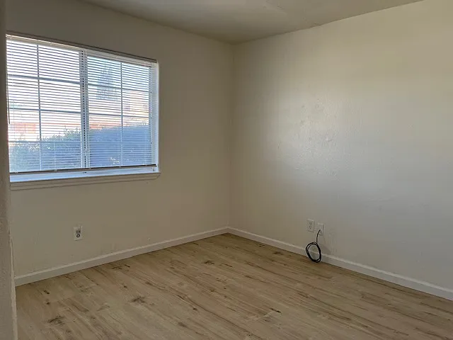 7405 Lidia Way — Photo 6