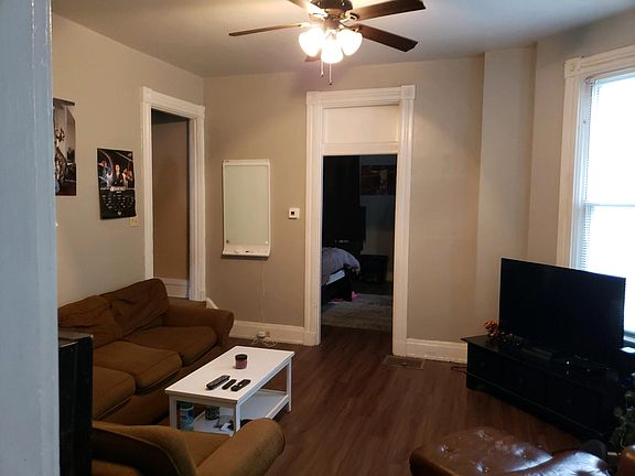 3rd image of 2363 Chickasaw St