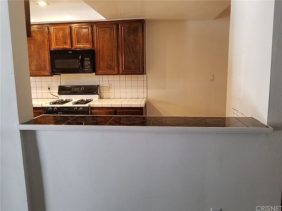 3rd image of 1239 W Rosecrans Ave APT 23