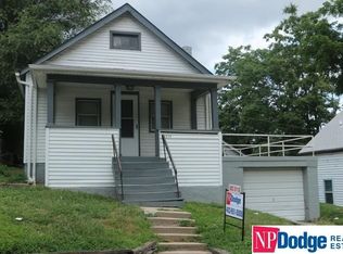 4270 Maple St, Omaha, NE 68111