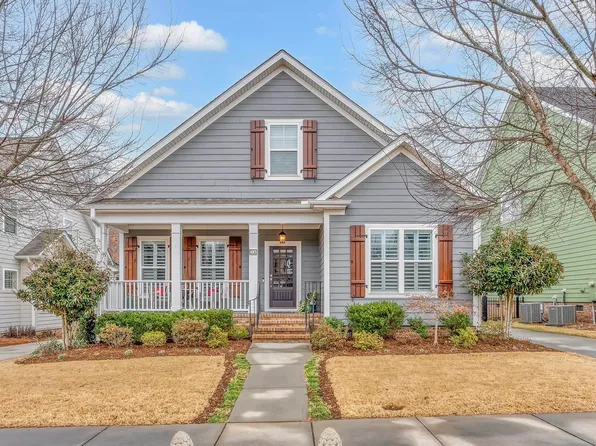 14 Highcroft Ct, Greenville, SC 29607