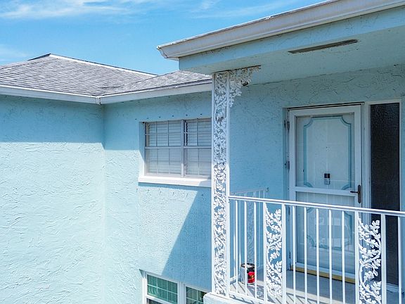 2nd image of 1005 Knox McRae Dr N #213