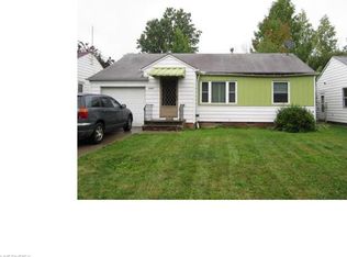 2280 Green Rd, Cleveland, OH 44121