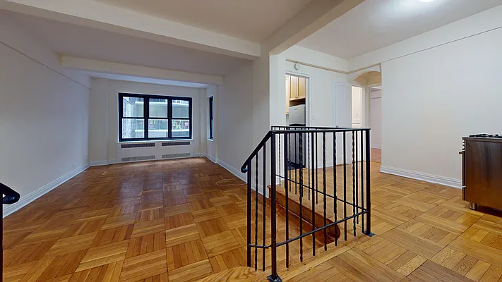 Rented by Bond New York | media 5