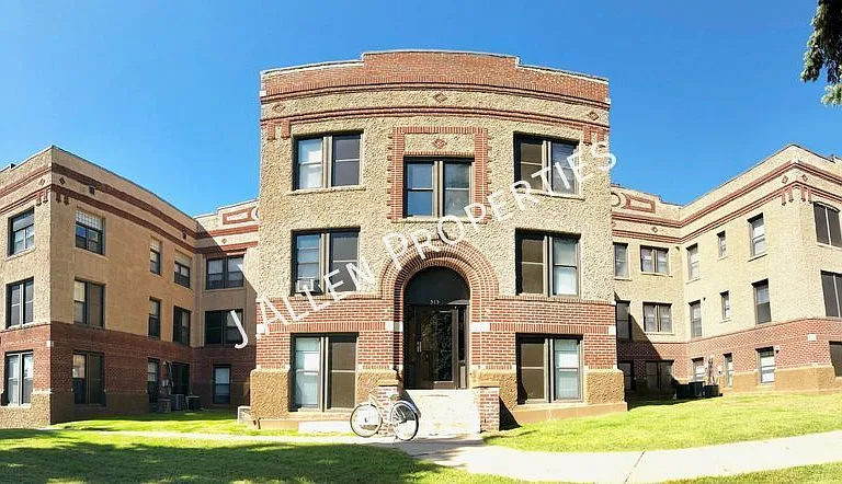 313 N 12th St #210 — Photo 3
