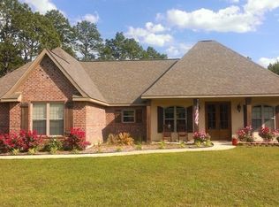 146 Eagle Point Rd, Leesville, LA 71446