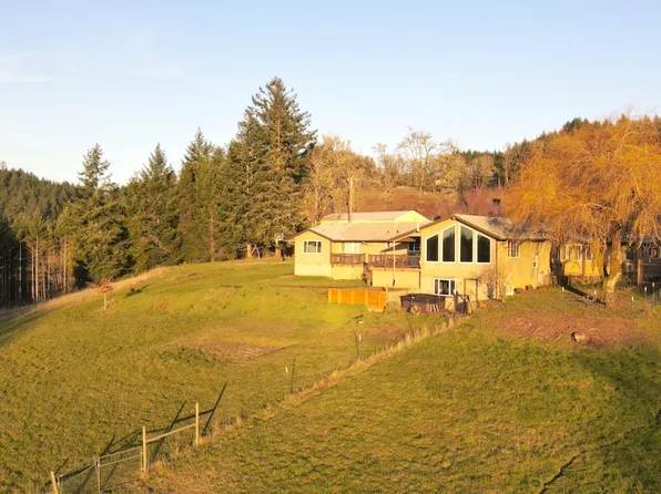 6110 SE Yampo Rd, Amity, OR 97101