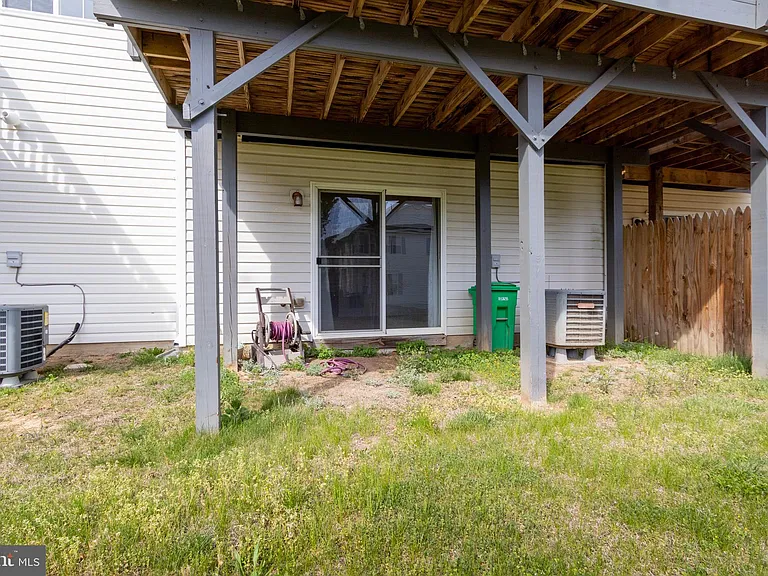 15304 Pocopson Creek Way — Photo 32