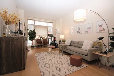 Rented by R New York