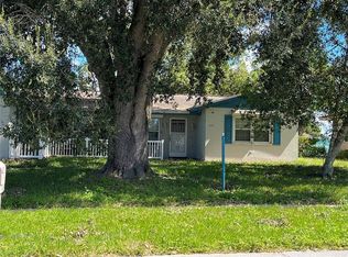 1627 Bloomfield Ave, Deltona, FL 32725