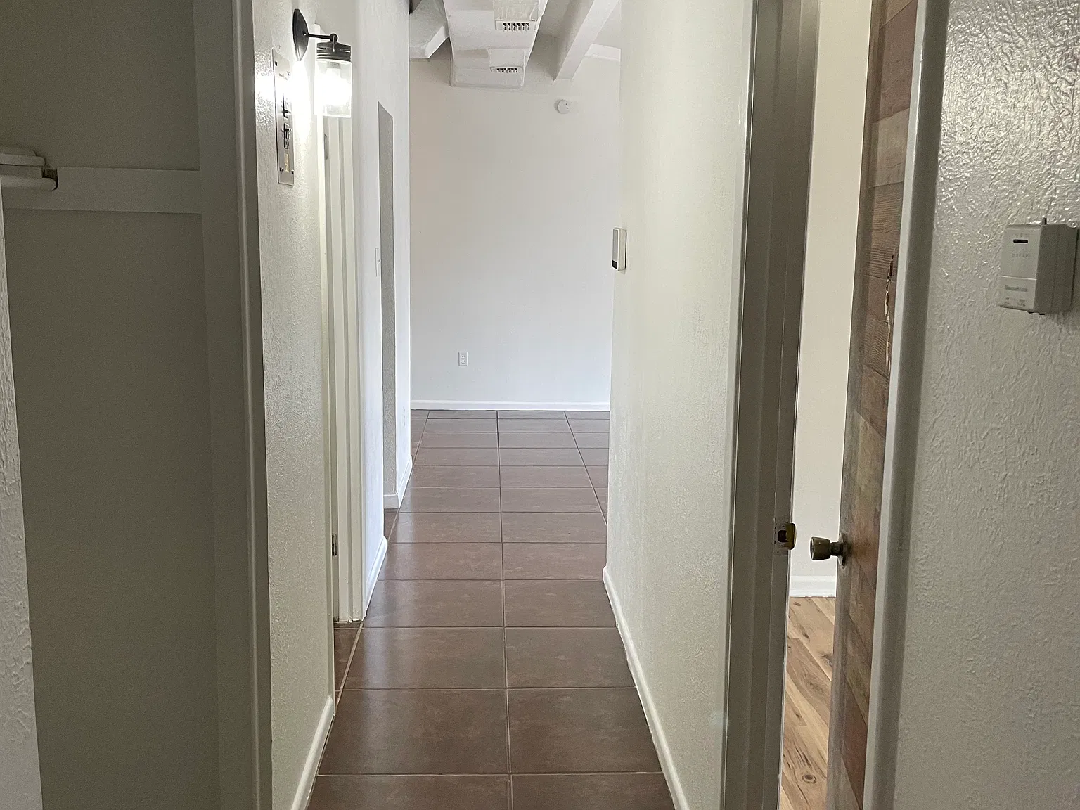 4 bed, 1700 sqft, $1,800 — Photo 3