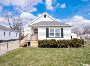 1501 Stout St, Pekin, IL