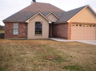 1107 Jules Broussard Rd, Breaux Bridge, LA 70517
