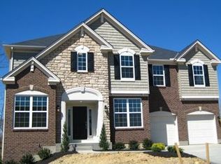 185 Edgefield Dr, Cleves, OH 45002