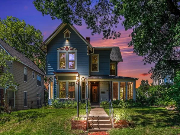 118 Spruce St, Leavenworth, KS 66048