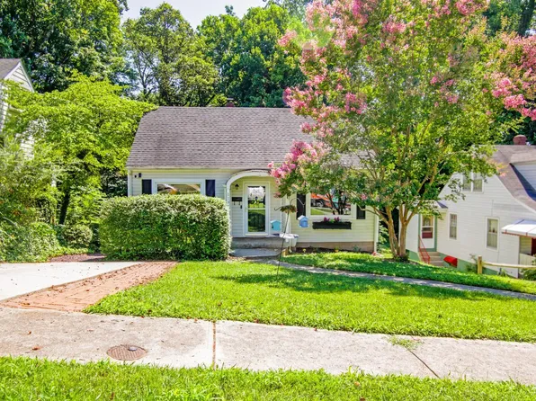 1131 Lindsay St, Lynchburg, VA 24502