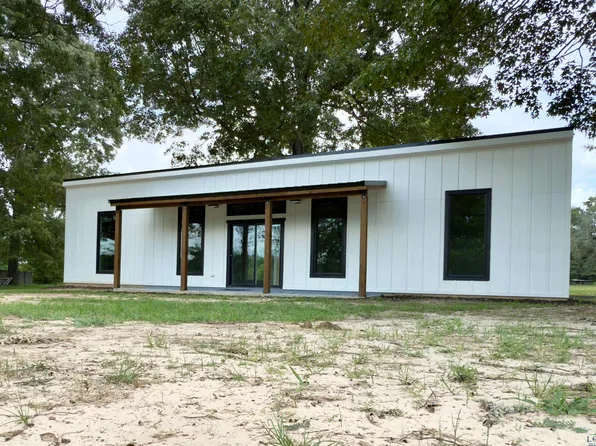 658 County Road 4564, Bivins, TX 75555