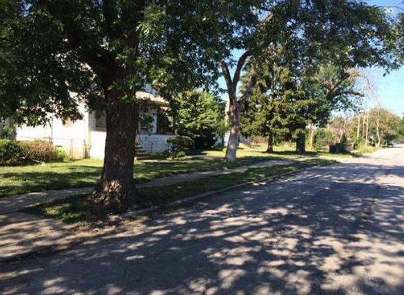 2nd image of 136 W 155th St