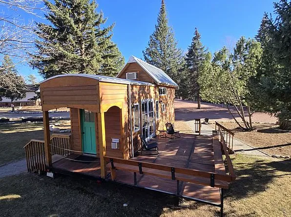 501 W Main St, Lyons, CO 80540