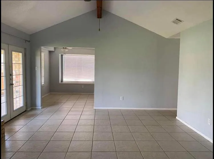214 Portsmouth Dr — Photo 6